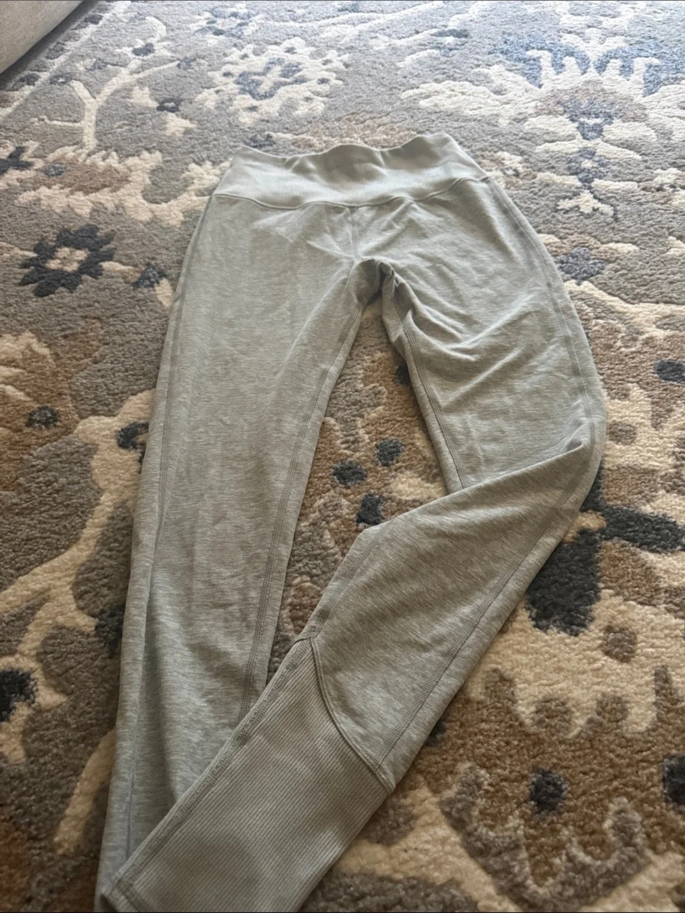 Alo buttery comfy  Gray High-Waist Active Leggings size S